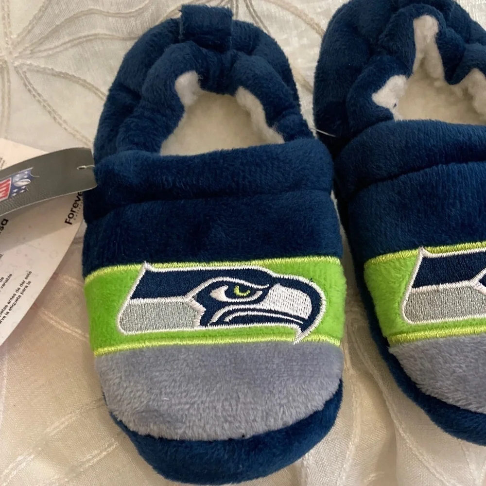 NWT Toddler Seattle Seahawks Slippers